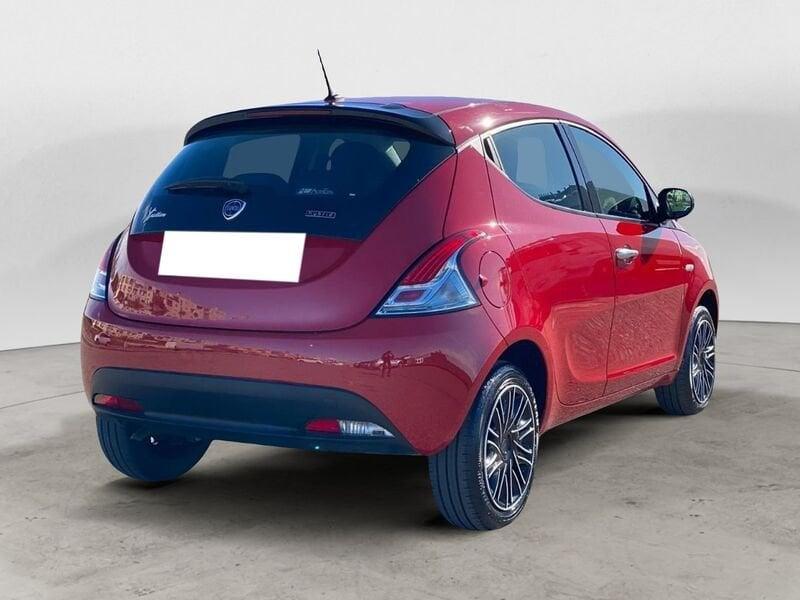 Lancia Ypsilon III 2021 1.0 firefly hybrid Silver Plus s&s 70cv