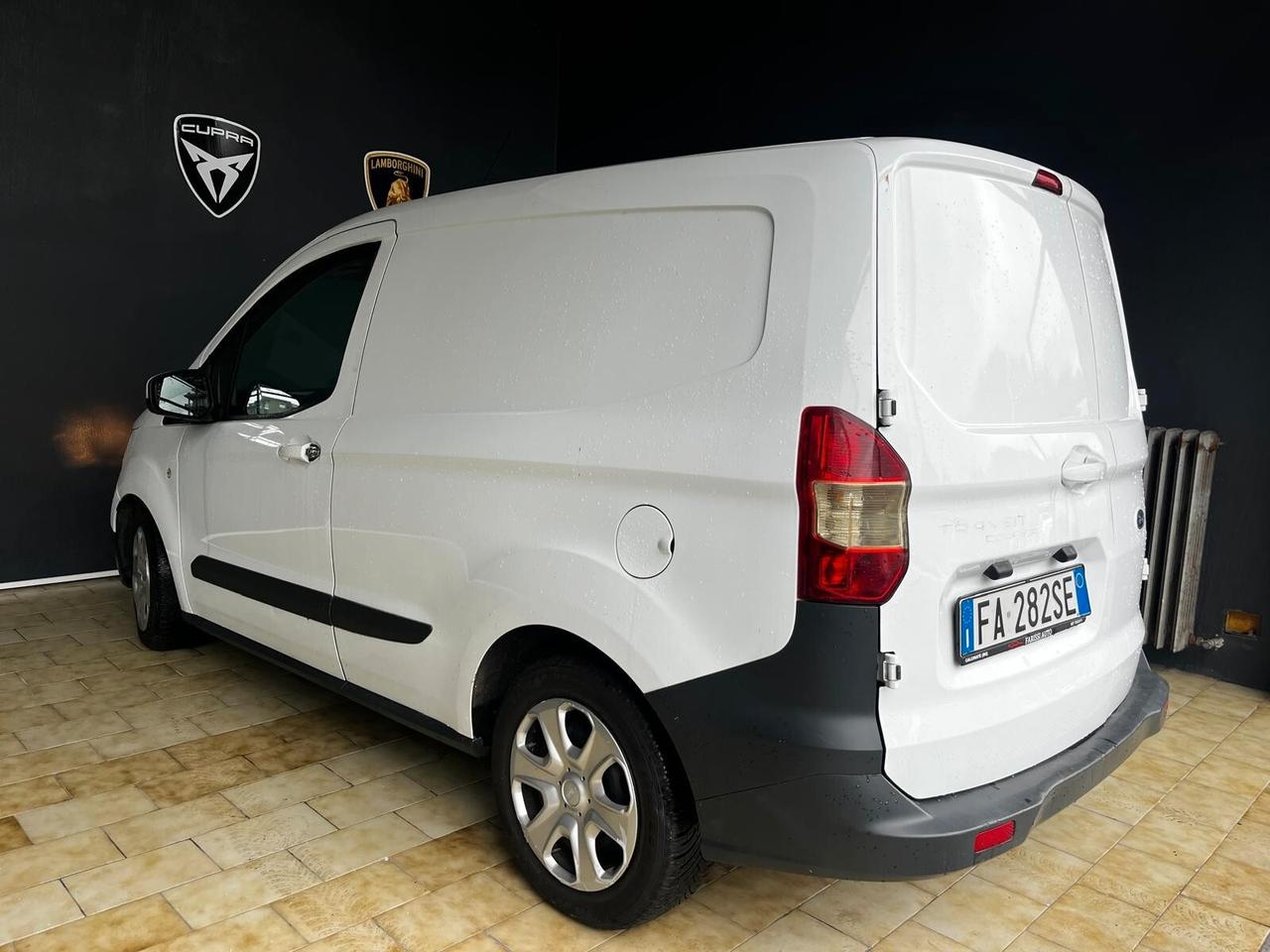 Ford Transit Courier 1.5 TDCi 75CV Van Trend