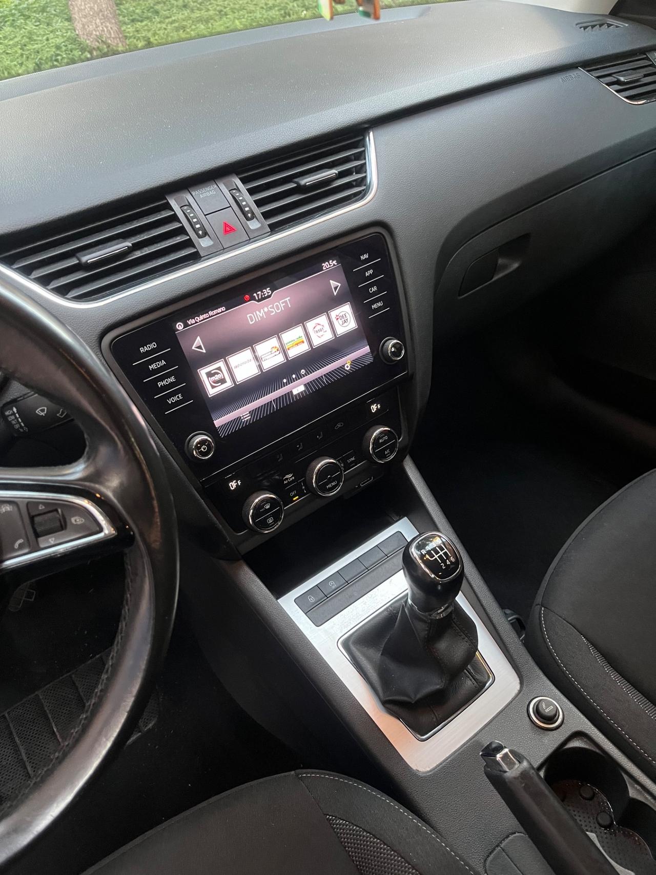 Skoda Octavia 1.4 TSI Wagon Ambition G-Tec