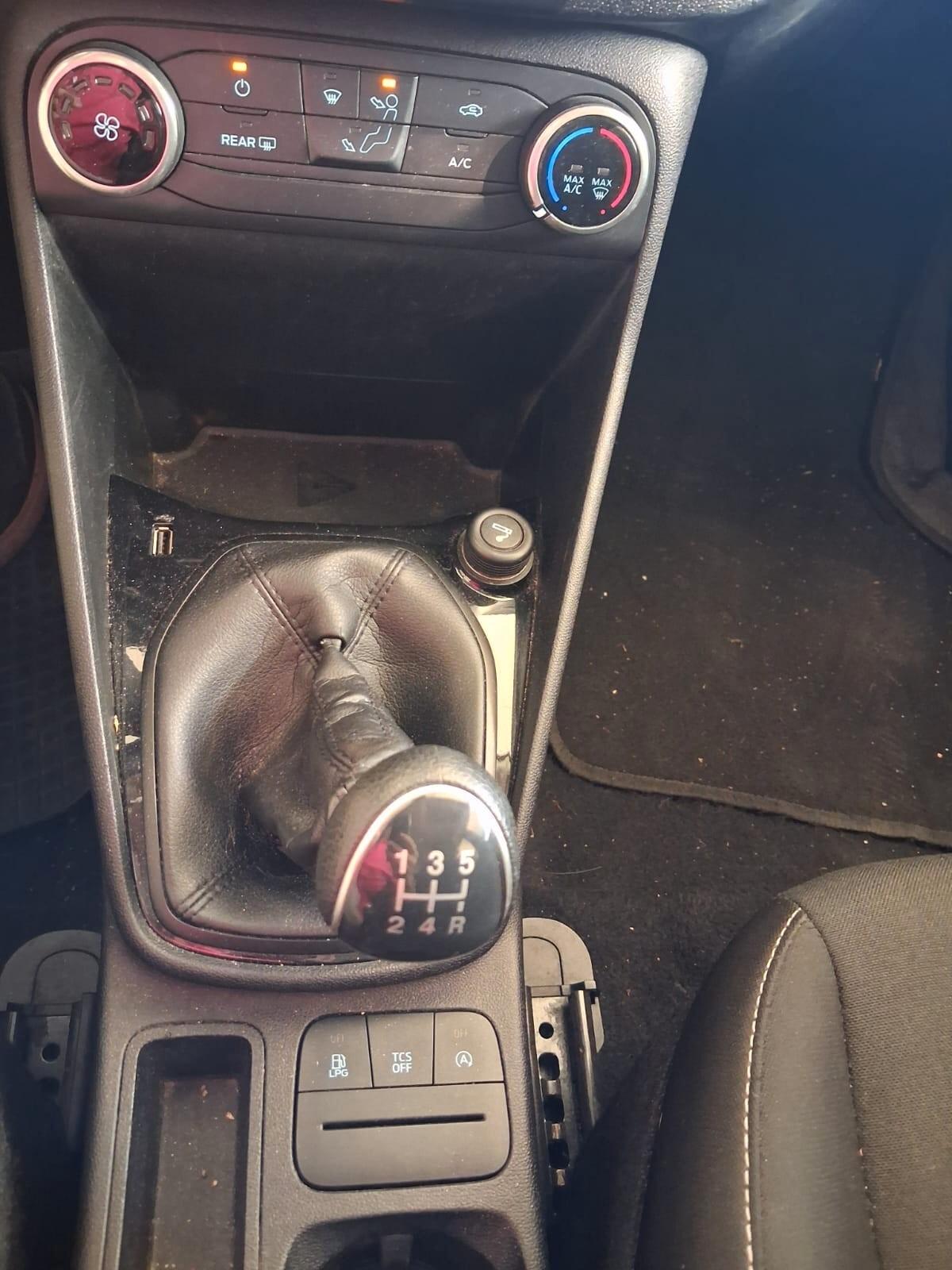 Ford Fiesta 1.1 75 CV GPL 5 porte Plus