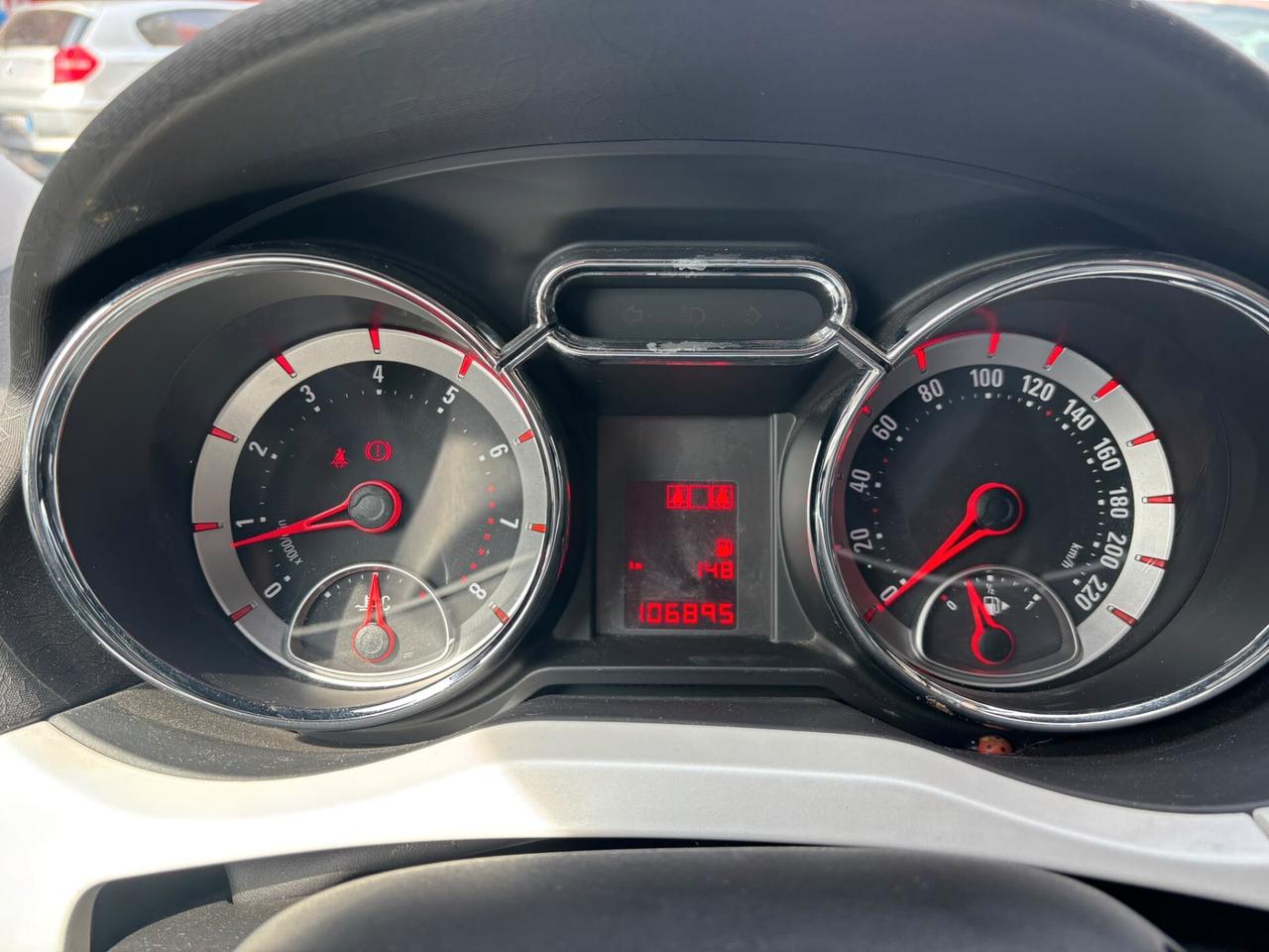 Opel Adam 1.2 70 CV