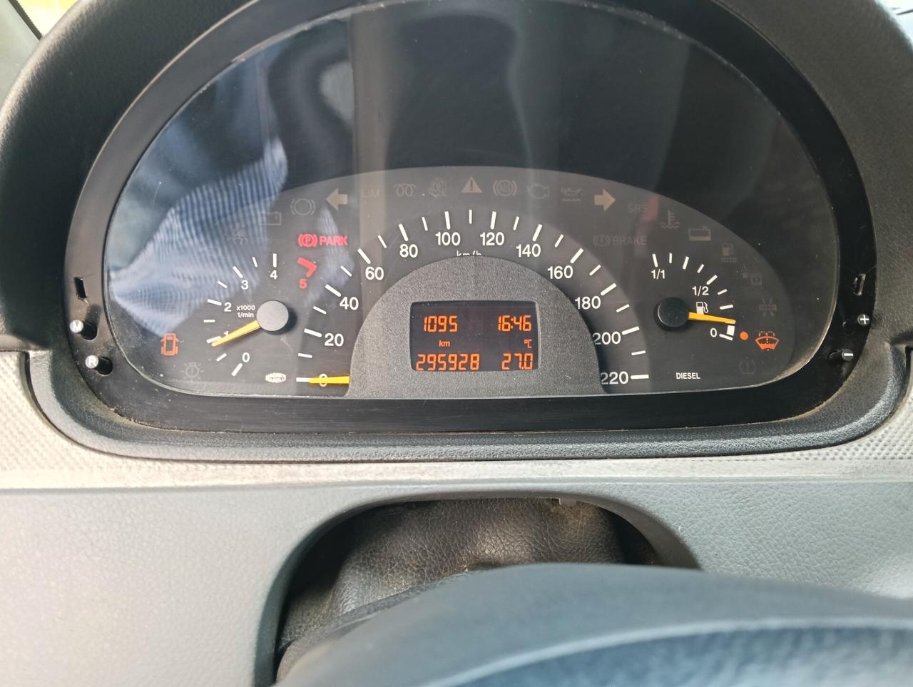 Mercedes-benz Vito 2.2 115 CDI 9 posti
