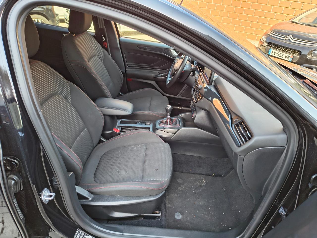Ford Focus 1.0 EcoBoost 125 CV 5p. ST-Line