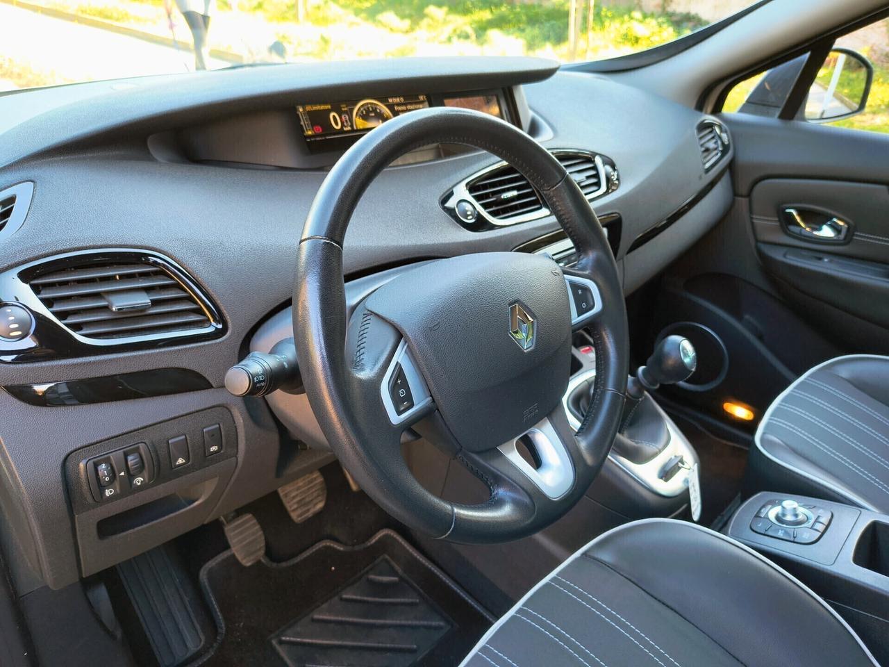 RENAULT SCENIC XMOD SOLO 130.000 KM 1.5 DIESEL 2013