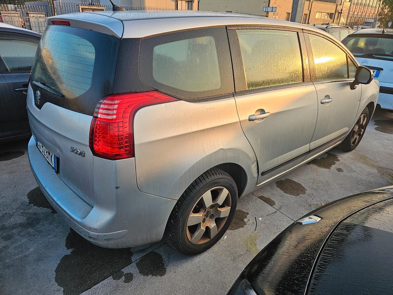 Peugeot 5008 1.6 VTi 120CV Tecno 7 posti