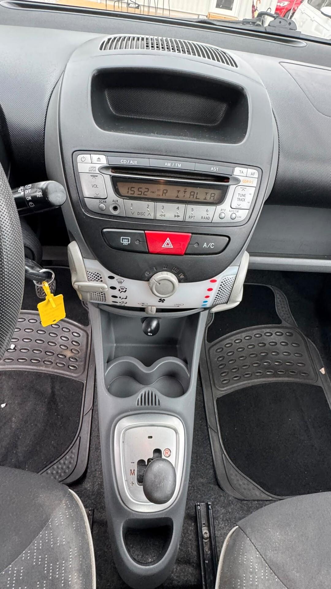 Peugeot 107 1.0 68CV 5p. Allure 2Tronic