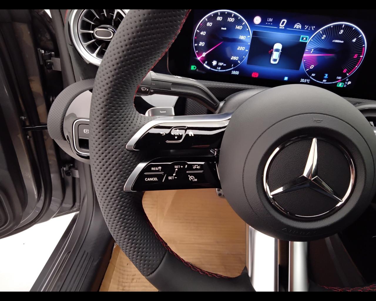 Mercedes-Benz CLA COUPE' CLA 200 d Automatic Coupe'