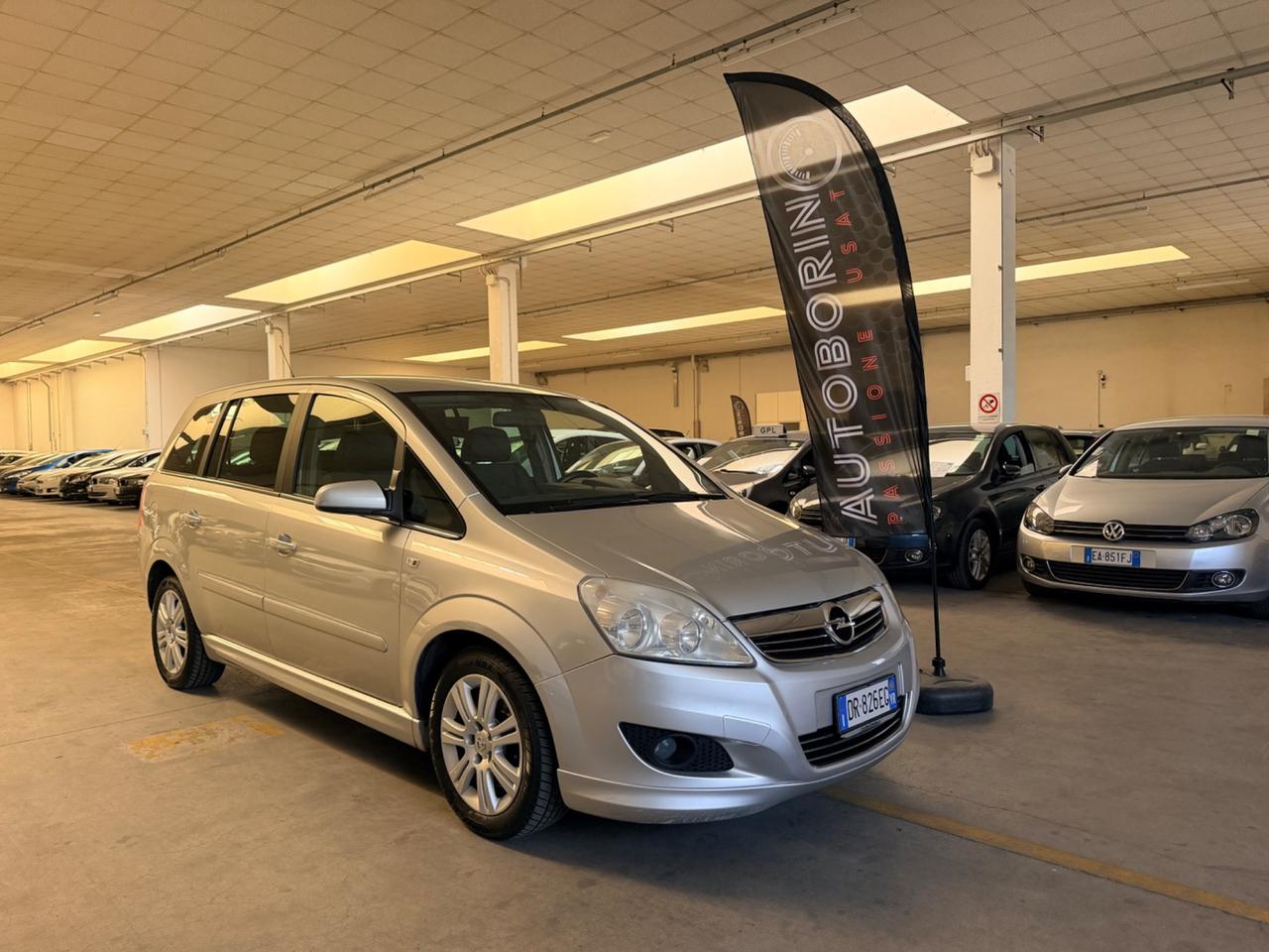 Opel Zafira 1.6 16V ecoM 94CV Cosmo 7 POSTI