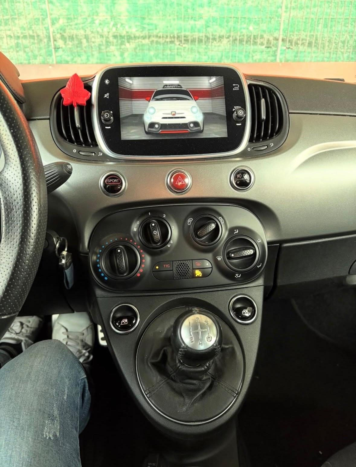 Abarth 595 1.4 Turbo T-Jet 160 CV Pista