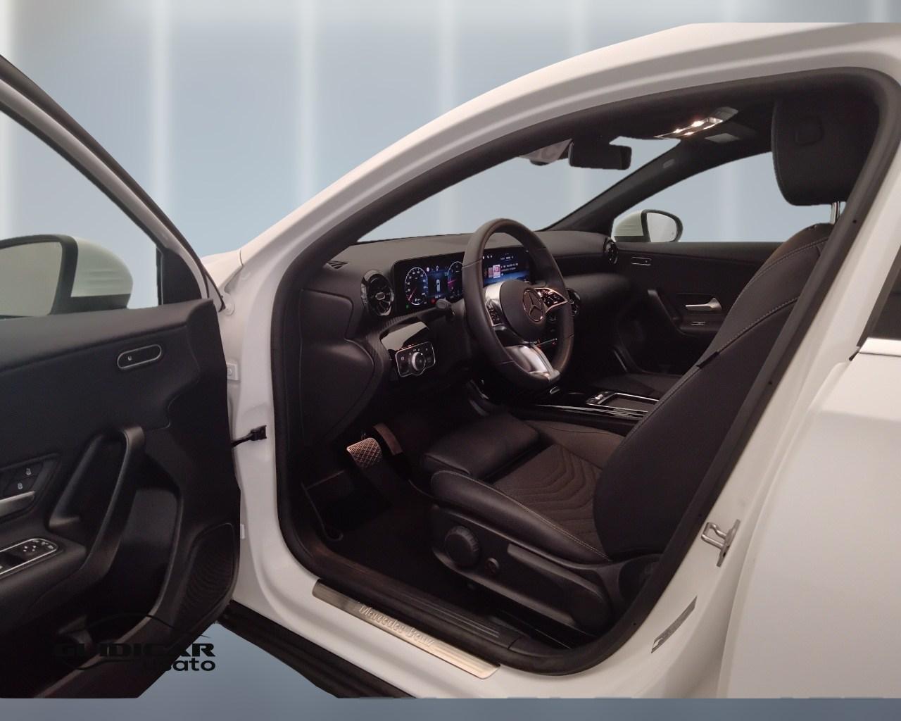 Mercedes-Benz Classe A - W177 2023 - A 180 d Advanced auto