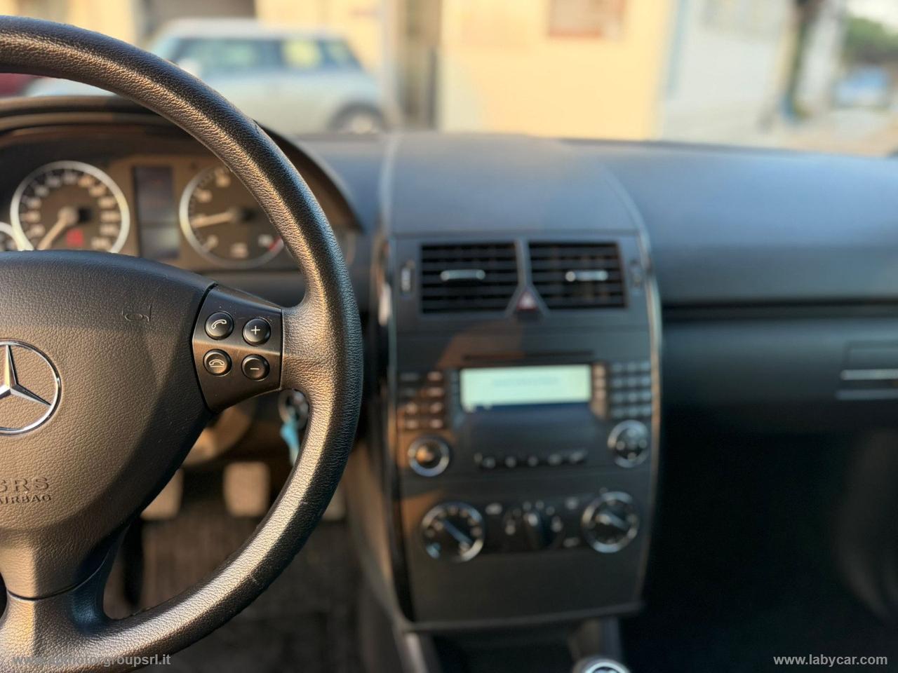 MERCEDES-BENZ A 150 Classic