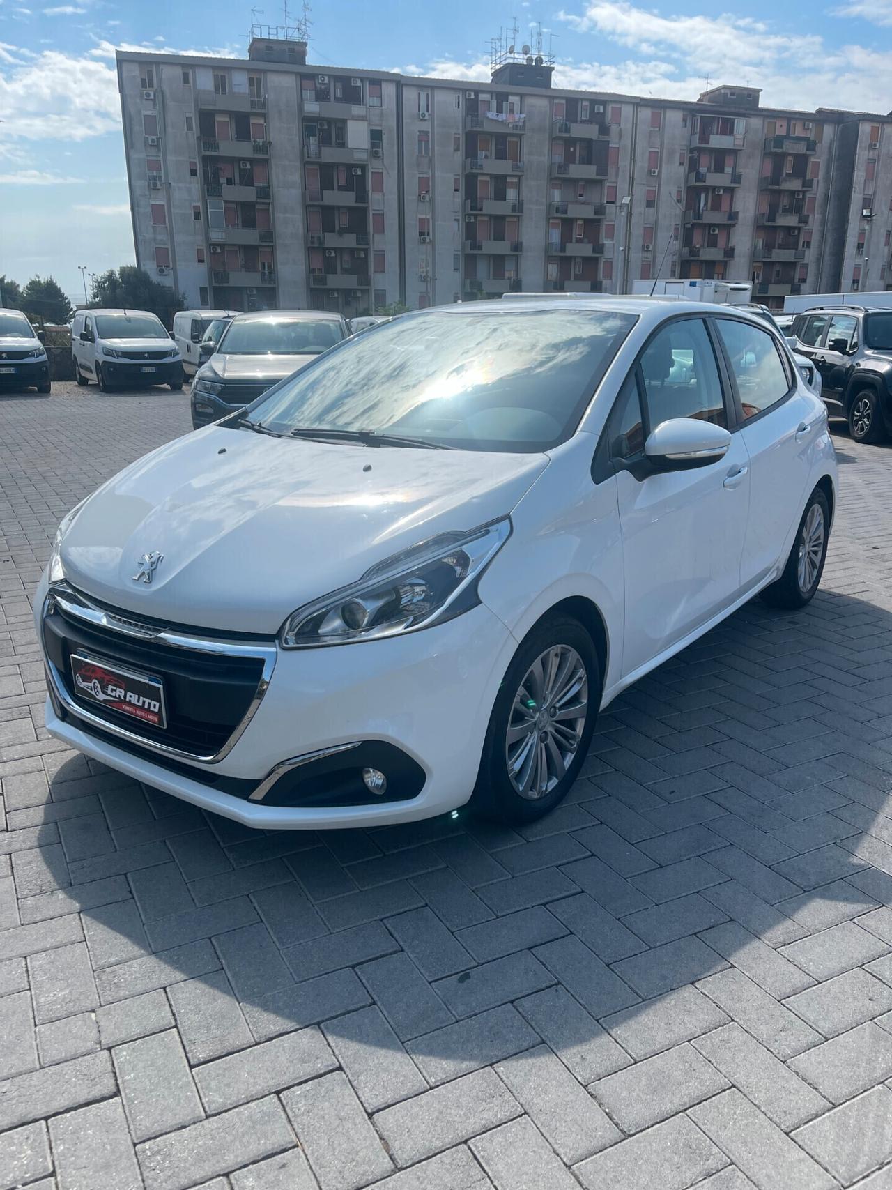 Peugeot 208 Allure