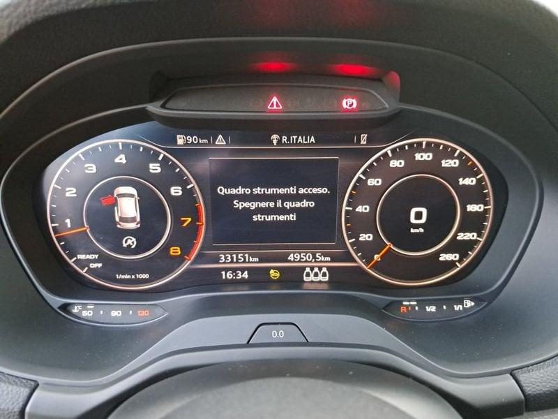 Audi Q2 Q2 35 TFSI Identity Black