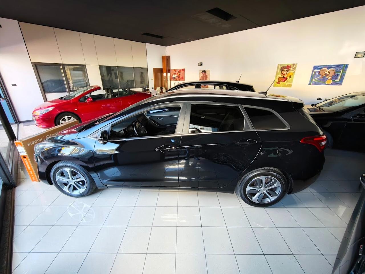 Hyundai i30 Wagon SOLO 120MILA KM!!! AUTO DA VETRINA