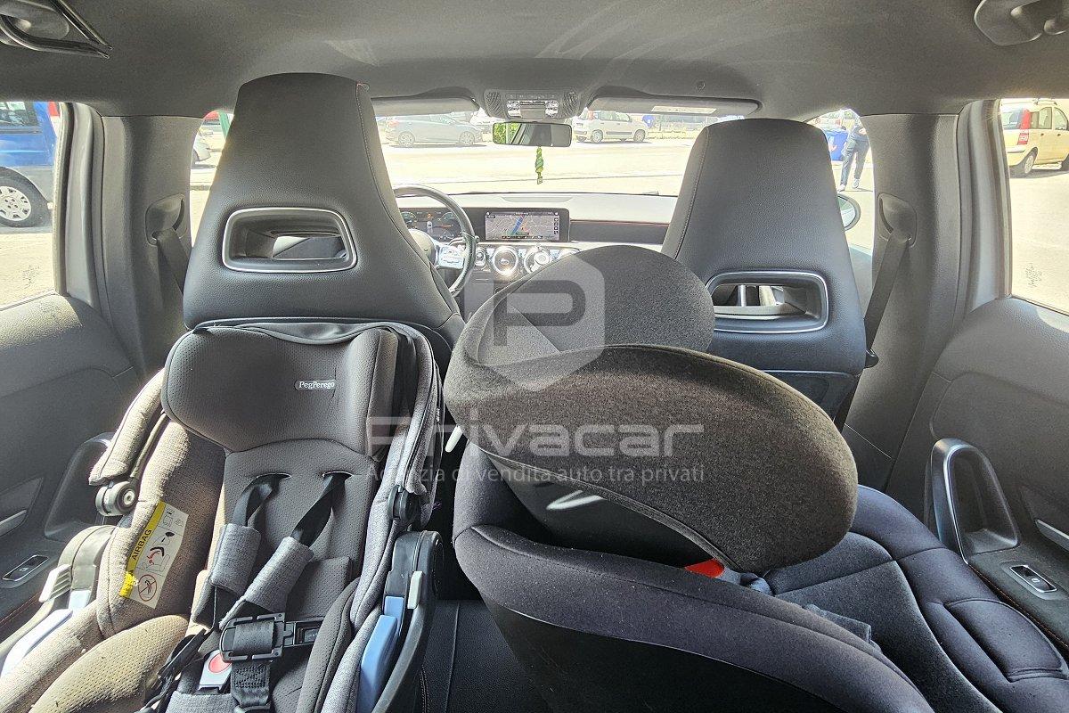 MERCEDES A 180 d Automatic Premium