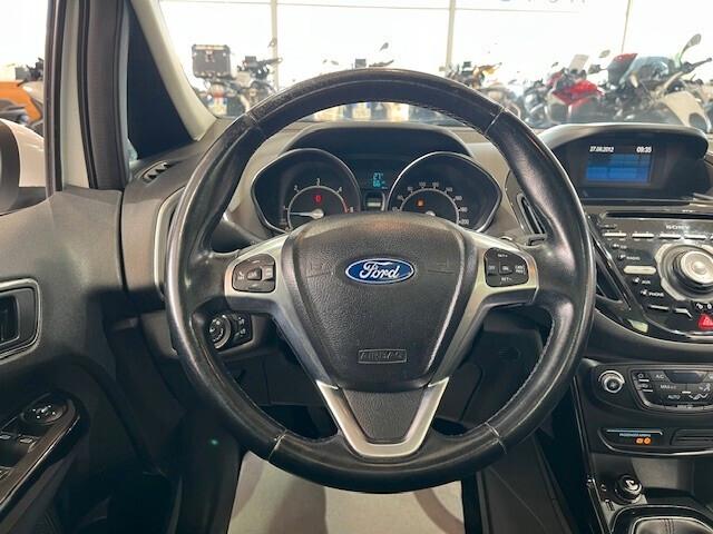 Ford B-Max 1.6 tdci 95cv *NEOPATENTATI*