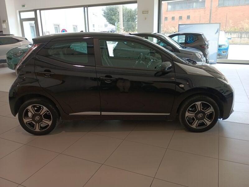 Toyota Aygo 1.0 VVT-i x-clusiv