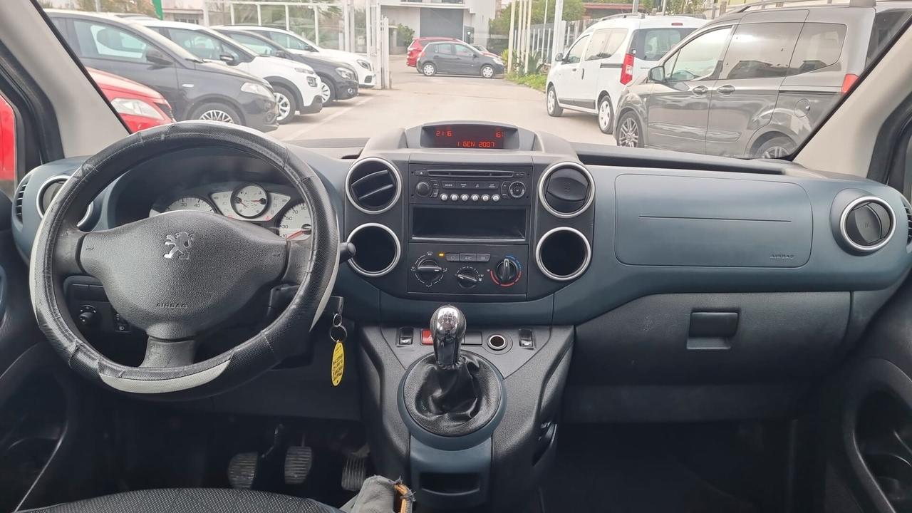 Peugeot Partner Tepee 1.6 HDi 92CV-68KW-IVA-DETRAIBILE