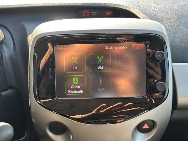 Toyota Aygo 1.0 VVT-i 69 CV 5 porte x-cool