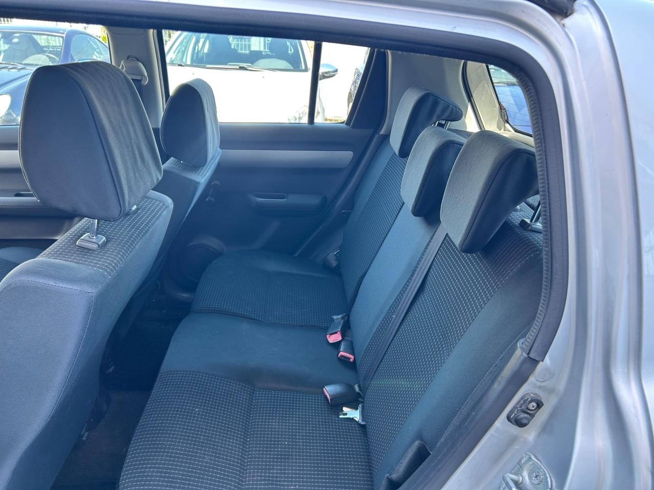Suzuki Swift 1.3 D X neopatentati 2007