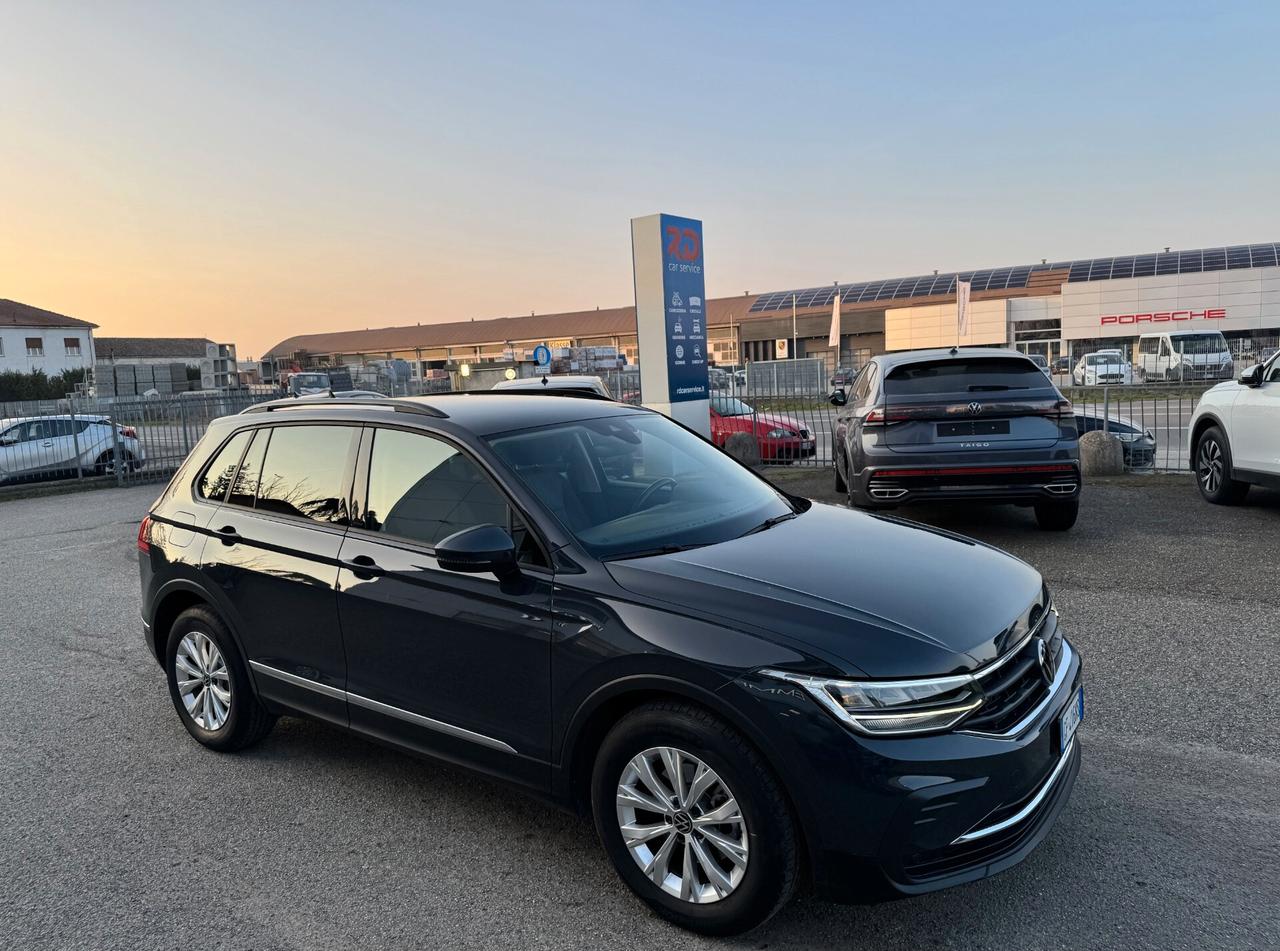 Volkswagen Tiguan 1.5 tsi Life 150cv / NO VINCOLI /PRONTA