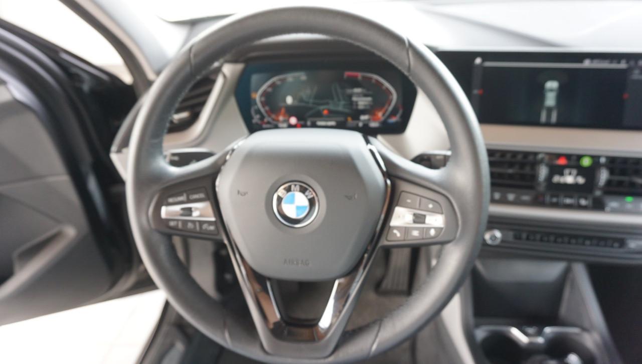 BMW 118 i Business Advantage 140cv auto