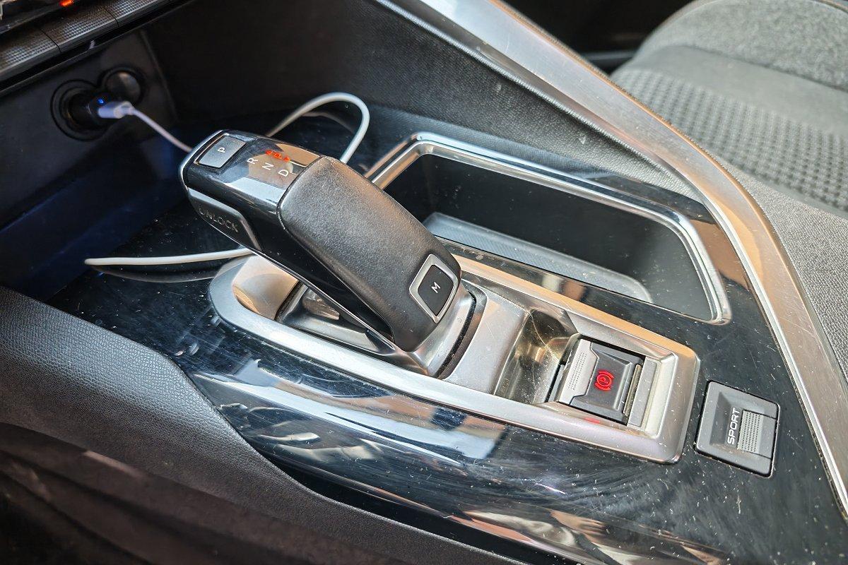 PEUGEOT 5008 BlueHDi 120 S&S EAT6 Allure