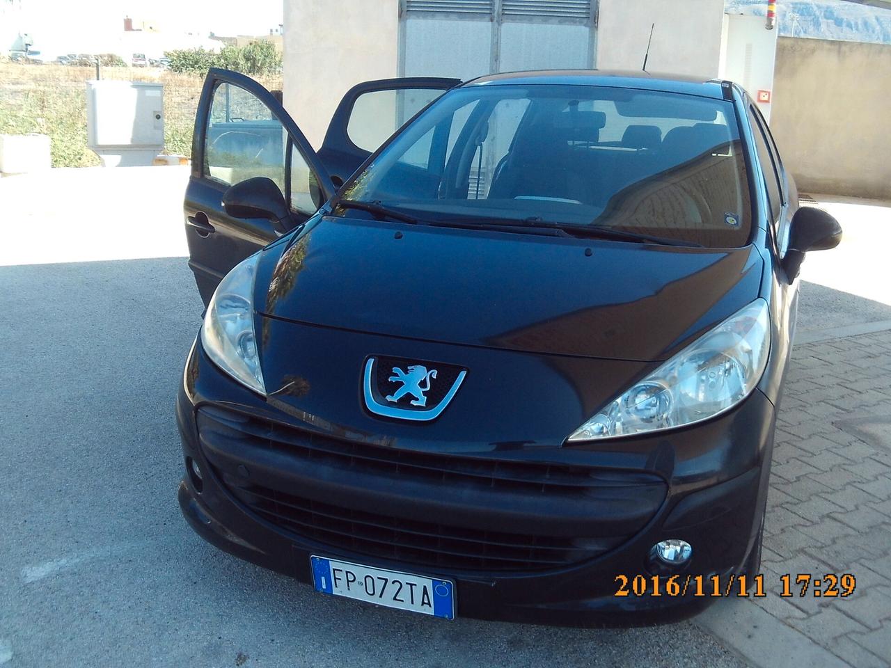Peugeot 207 1.4 8V 75CV 5p. X Line ECO GPL