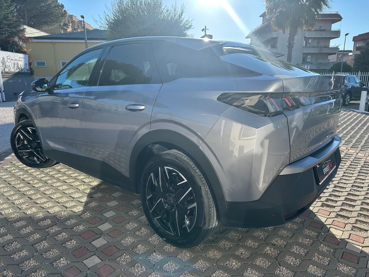 Peugeot 3008 benzina-Hybrid 136 CV e-DCS7 Allure Essence