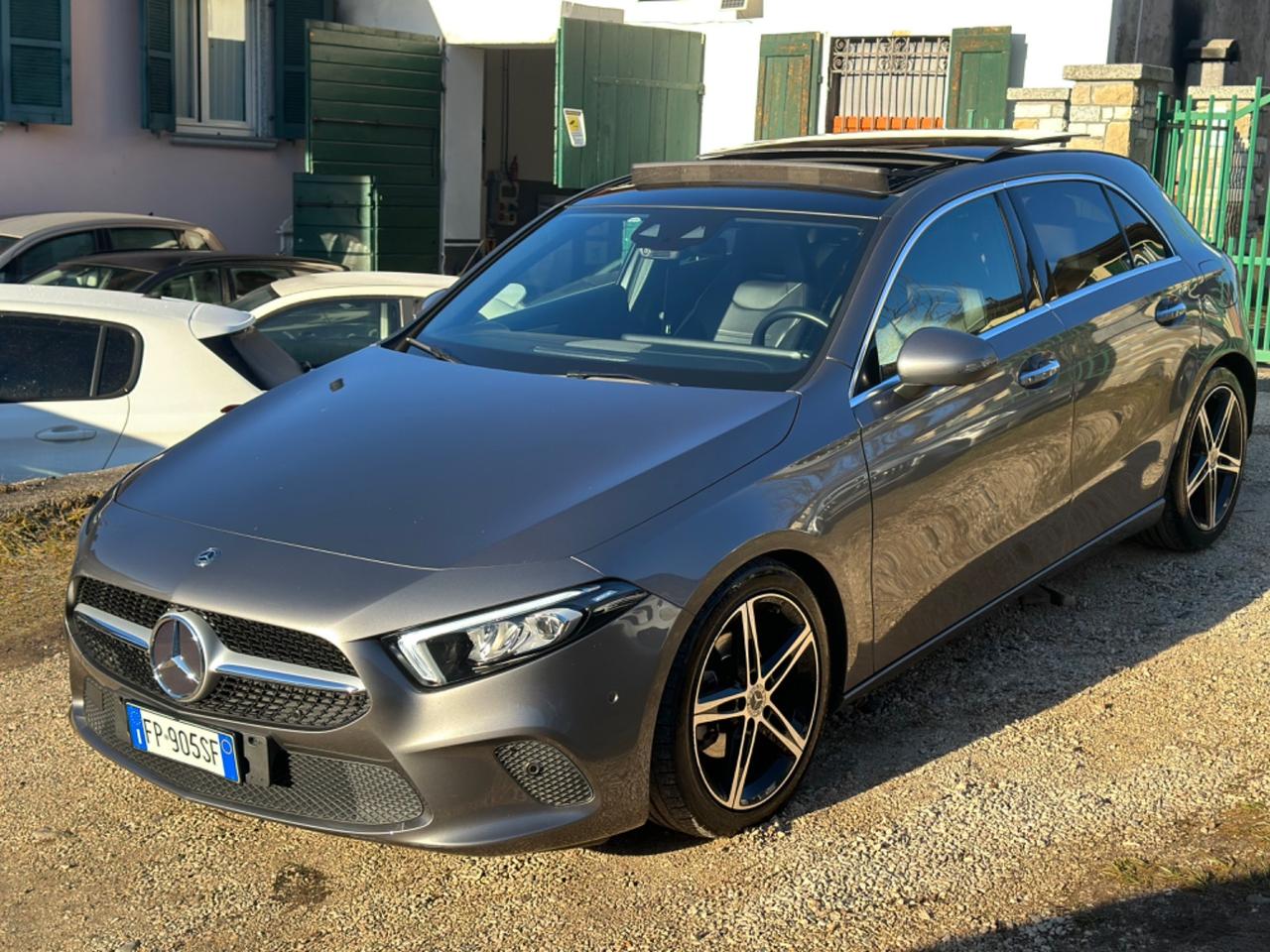 Mercedes-benz A180d AUTOMATIC SPORT