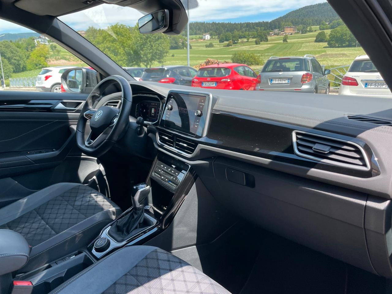 Volkswagen T-Roc 2.0 TDI SCR 150 CV DSG 4MOTION R-Line