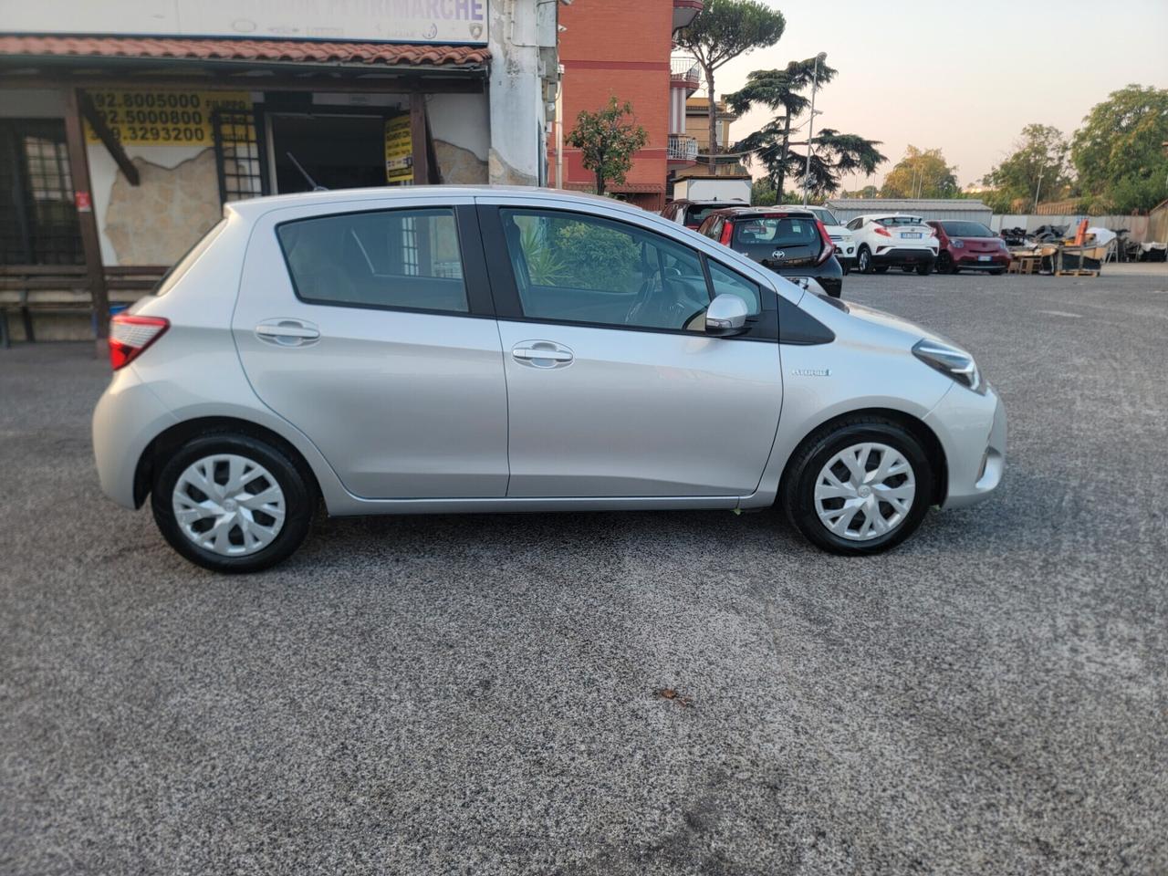 Toyota Yaris 1.5 Hybrid Active solo 62 mila km !