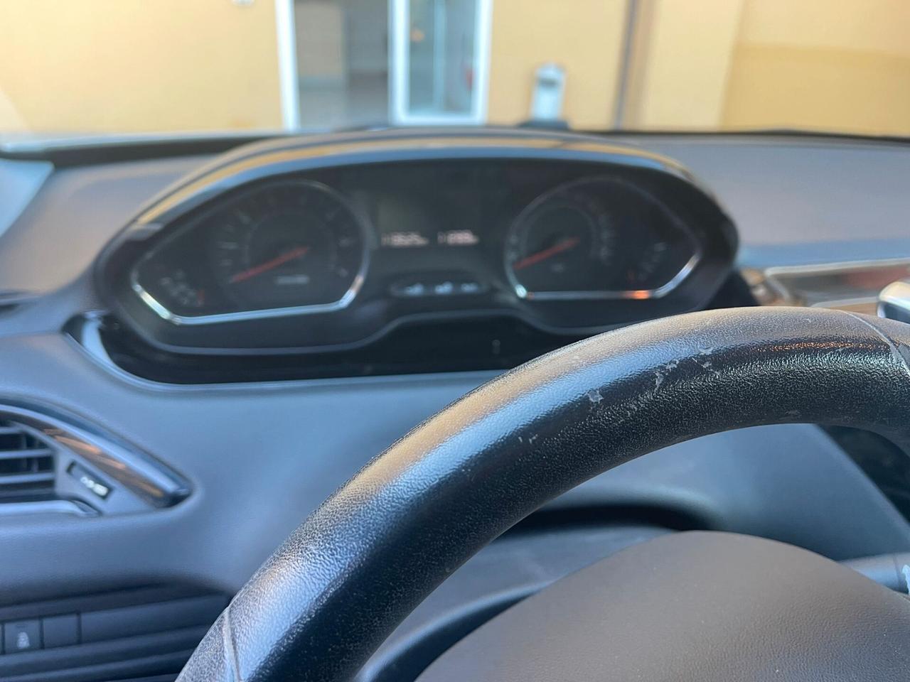 Peugeot 208 1.2 VTi 82 CV 5 porte Active