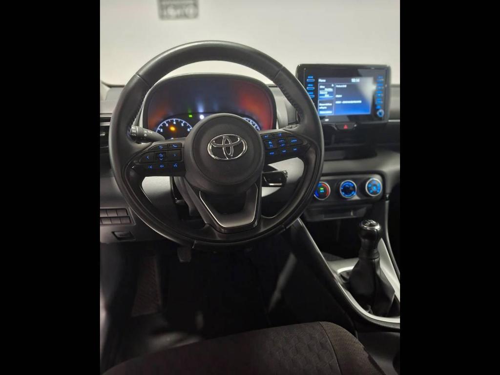 Toyota Yaris 1.0 VVT-i Active