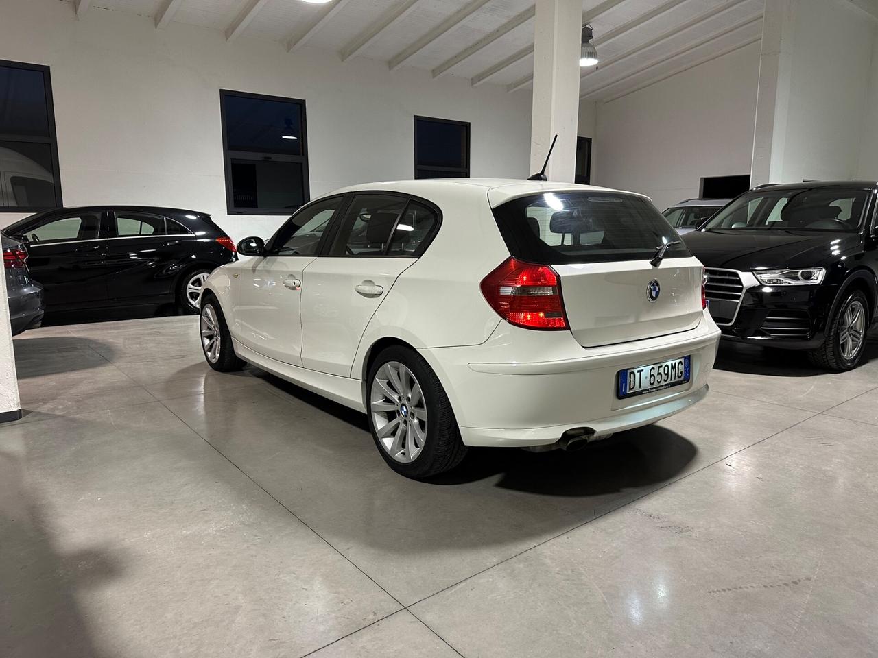 Bmw 116 116i cat 5 porte Futura