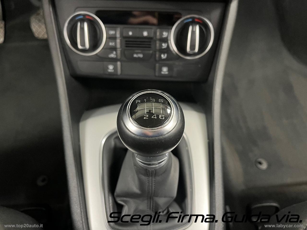 AUDI Q3 2.0 TDI 120CV EU6 Business