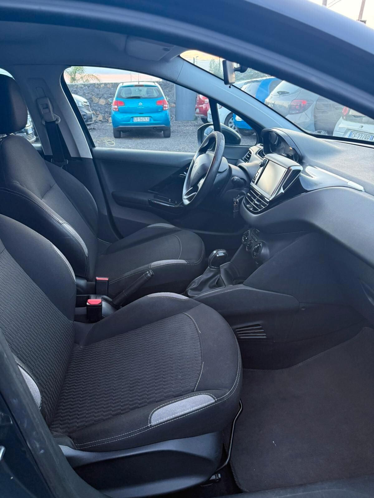 Peugeot 208 PureTech Active