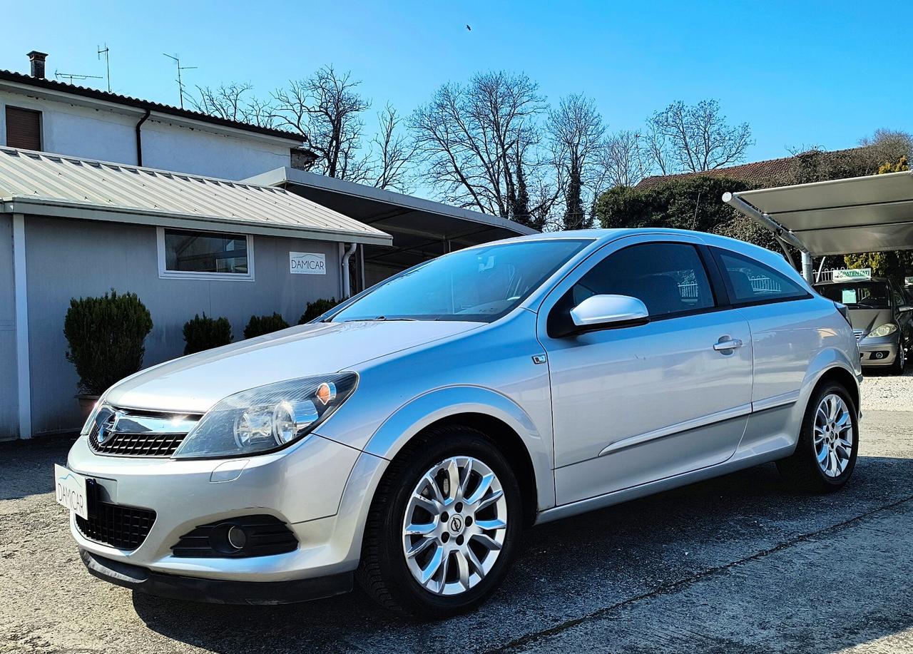 Opel Astra GTC 1.6 115cv BENZINA