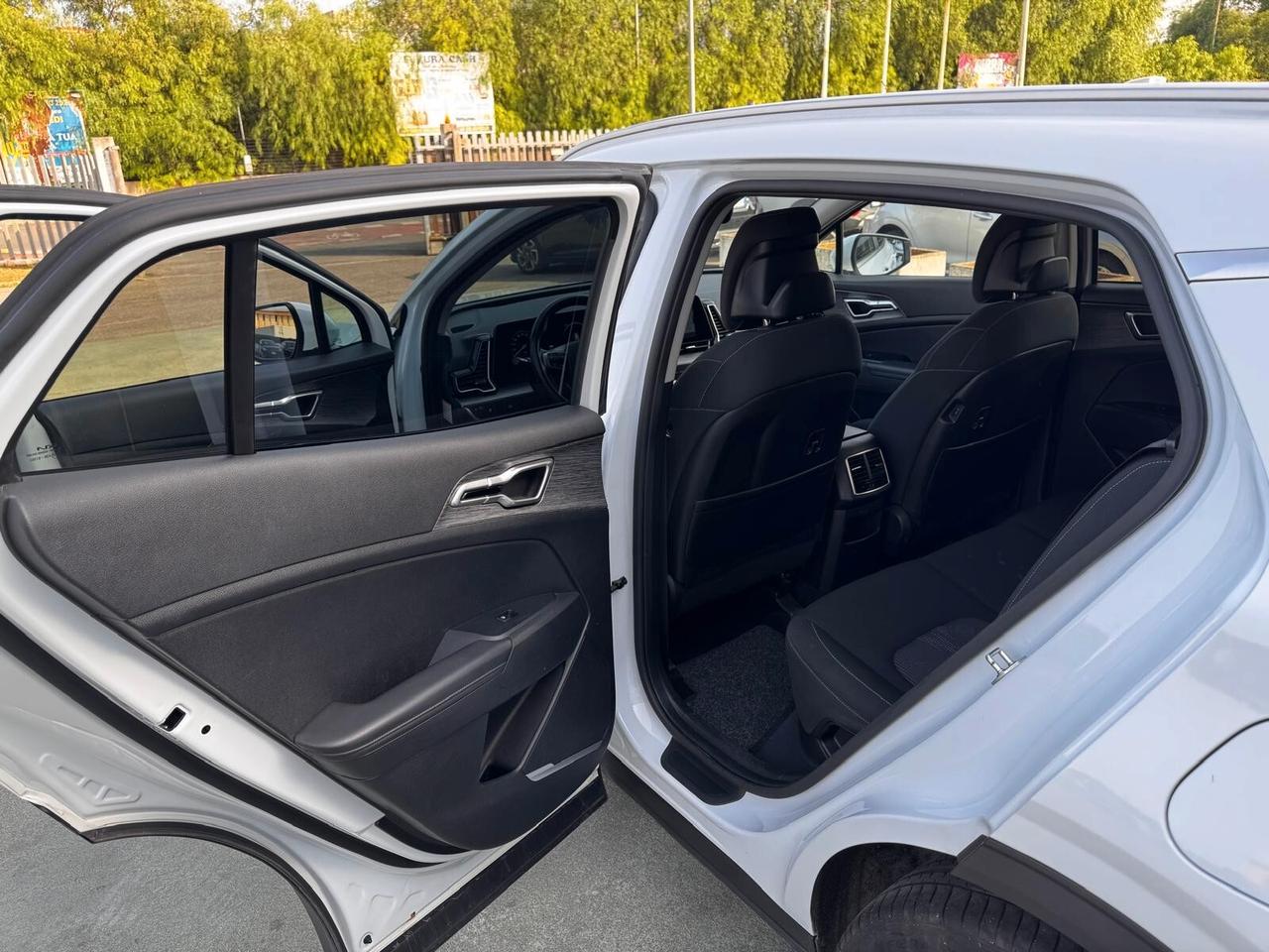 KIA SPORTAGE 1.6 DIESEL MHEV STYLE SUPER ACCESSORIATA