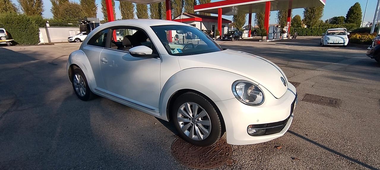 Volkswagen Maggiolino 1.6 TDI Design