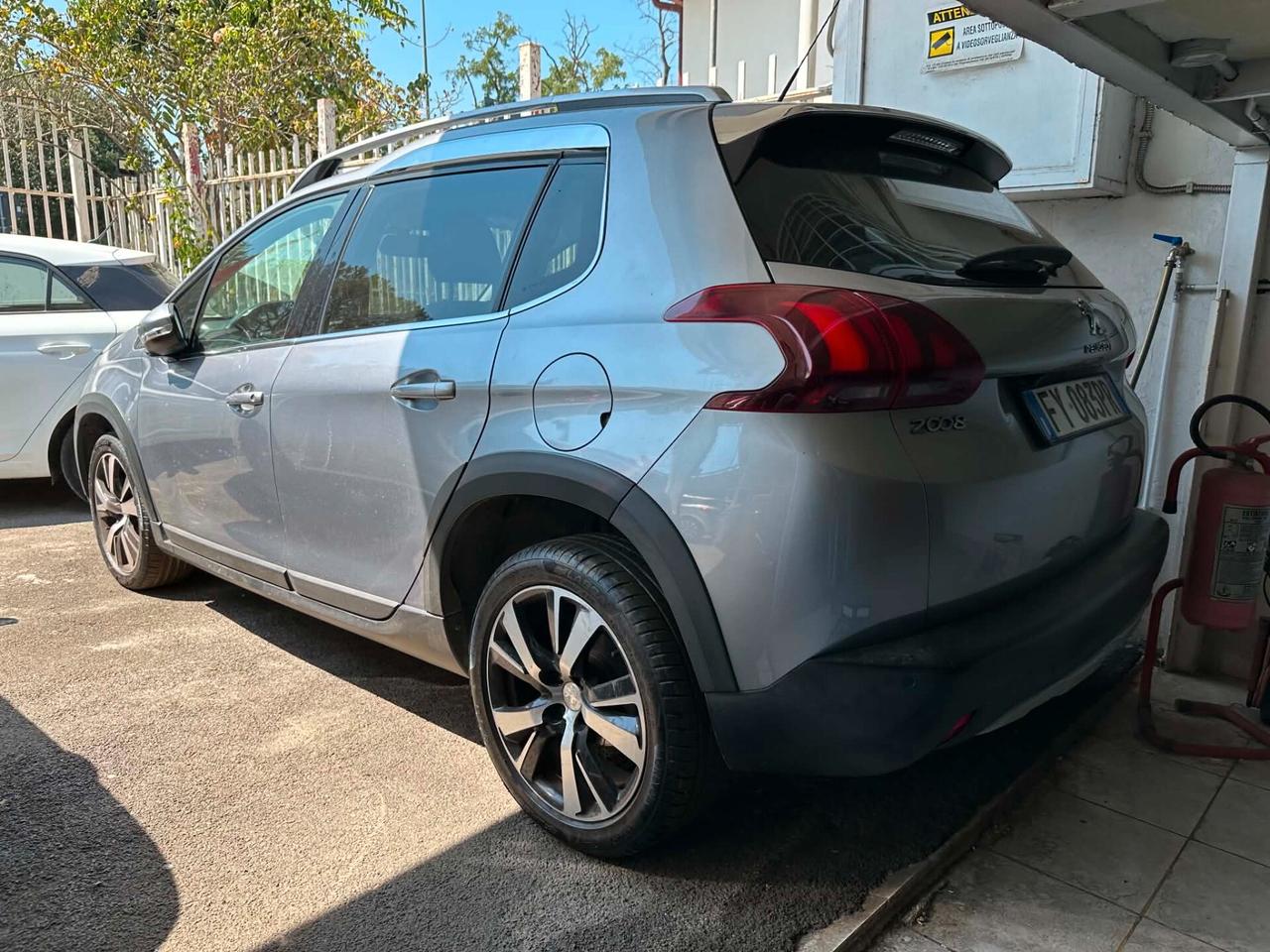 Peugeot 2008 PureTech Turbo 130 EAT6 S&S Allure Automatica