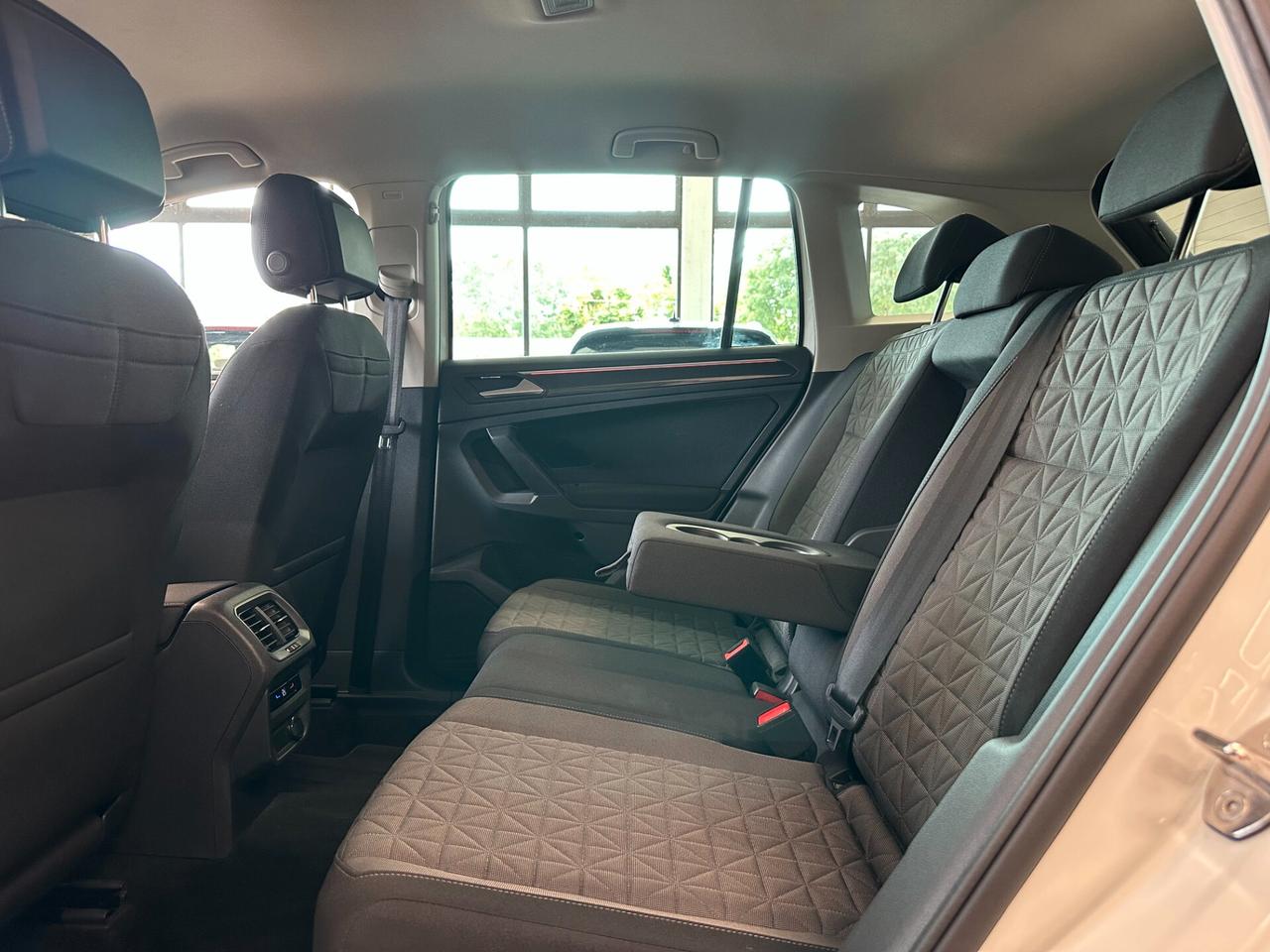 VOLKSWAGEN TIGUAN 2.0 TDI LIFE DSG *CARPLAY*LUCI*ACC*