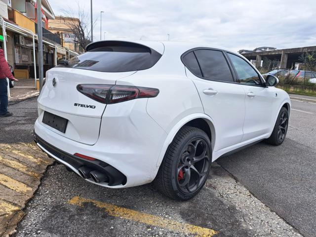 ALFA ROMEO Stelvio 2.9 V6 510CV Quadrifoglio *Akrapovic *