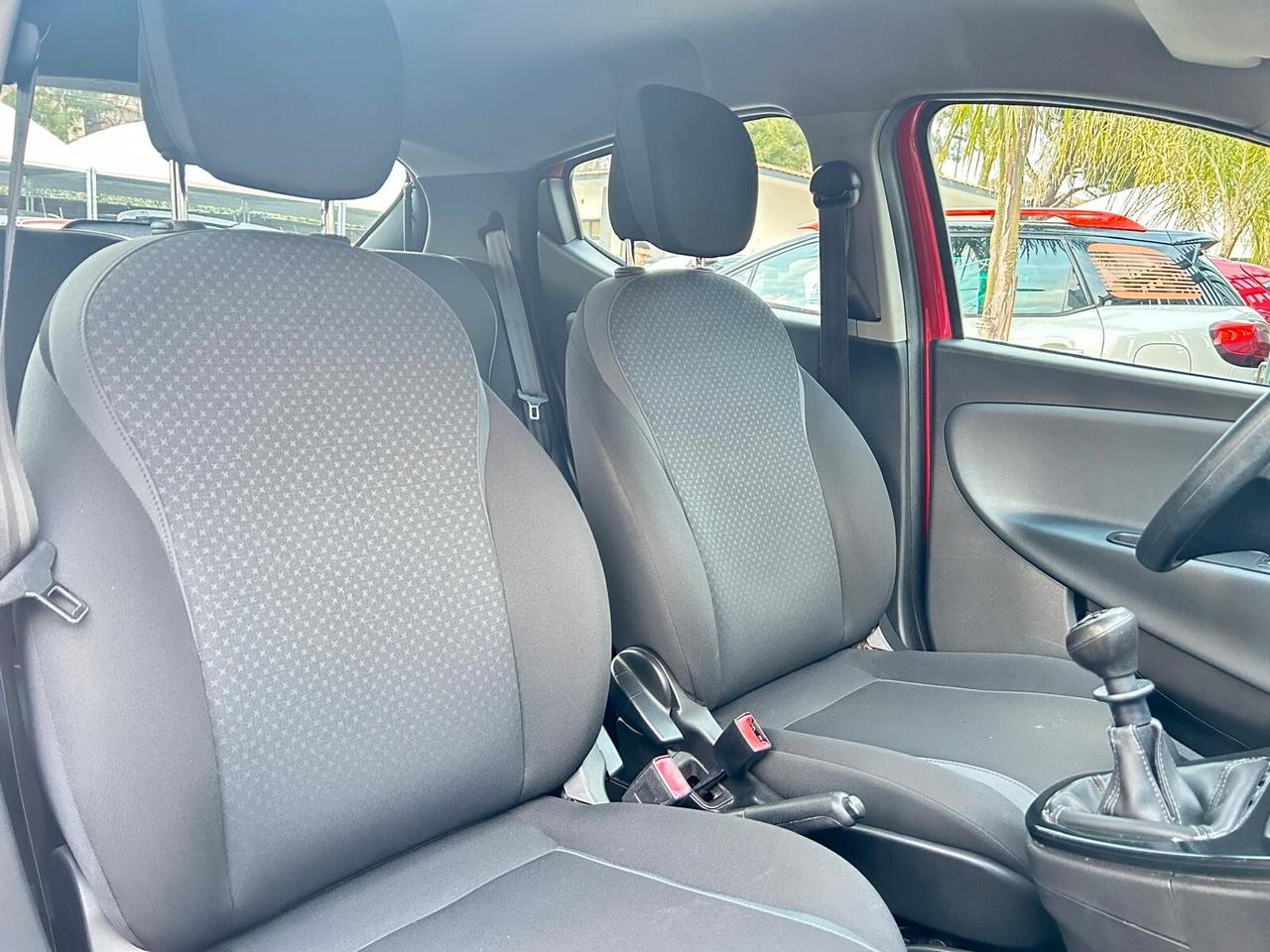 Lancia Ypsilon 1.2 69 CV 5 porte GPL Ecochic Gold