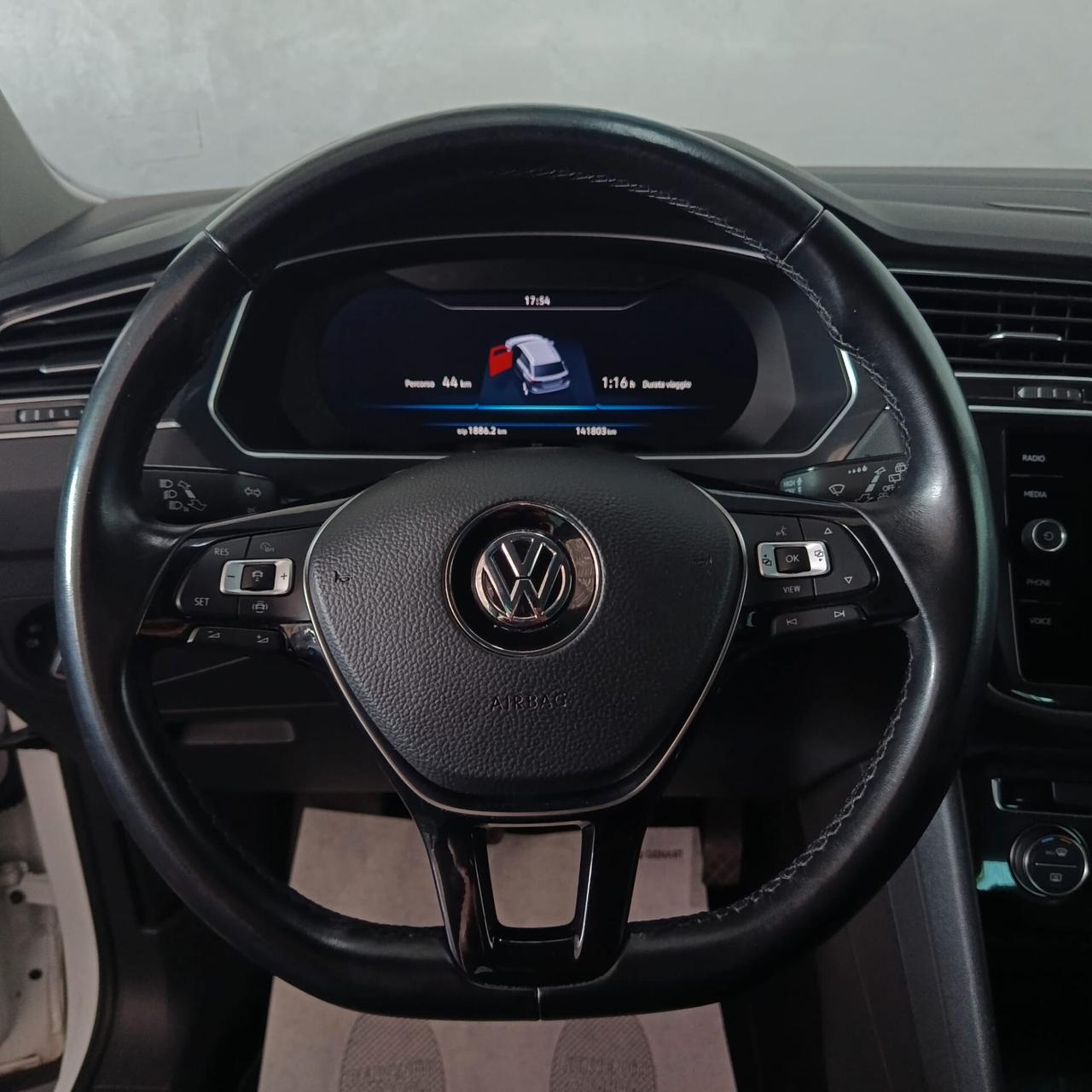 Volkswagen TIGUAN 2.0 TDI R-LINE