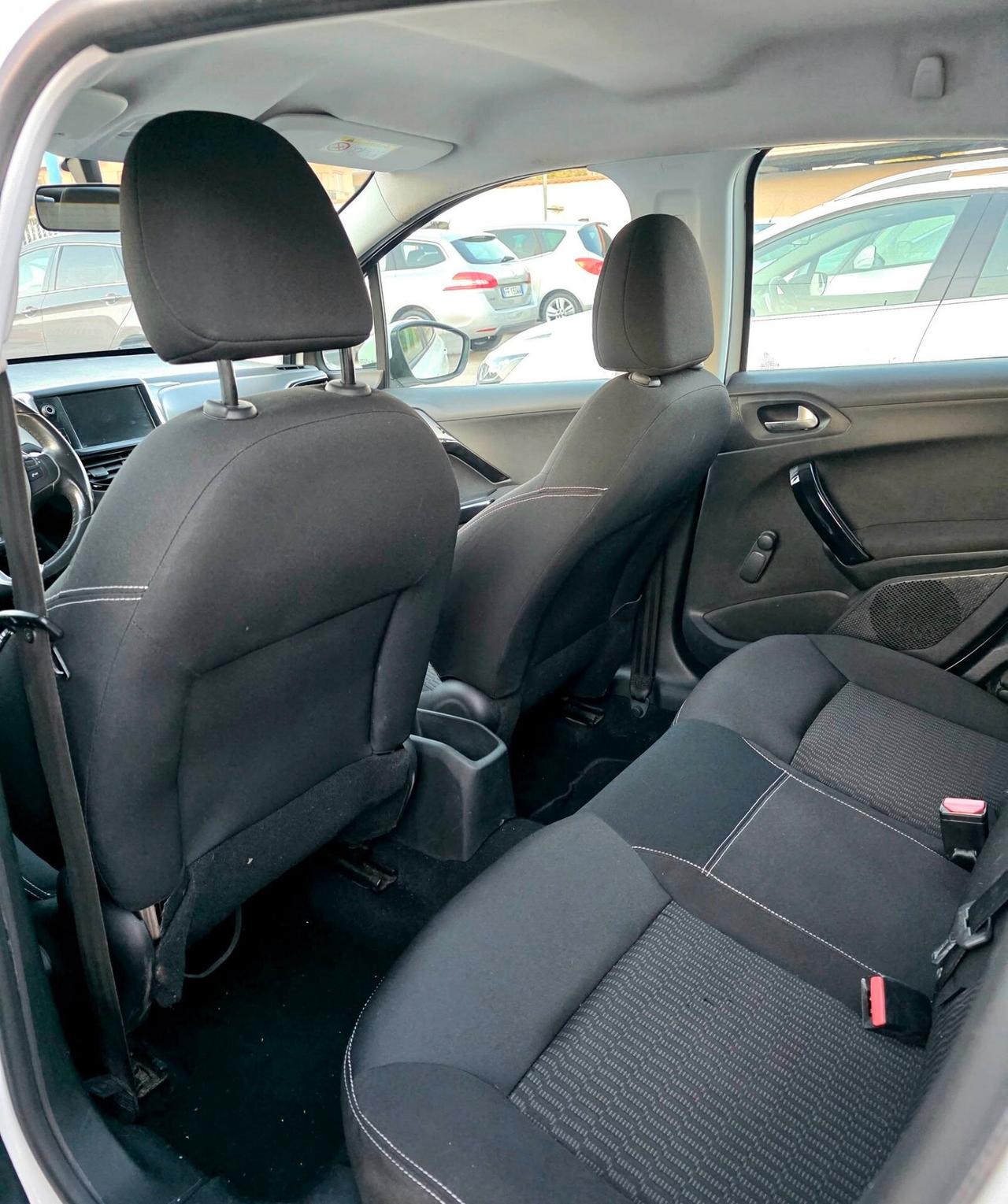 Peugeot 208 1.2 82cv GPL Allure