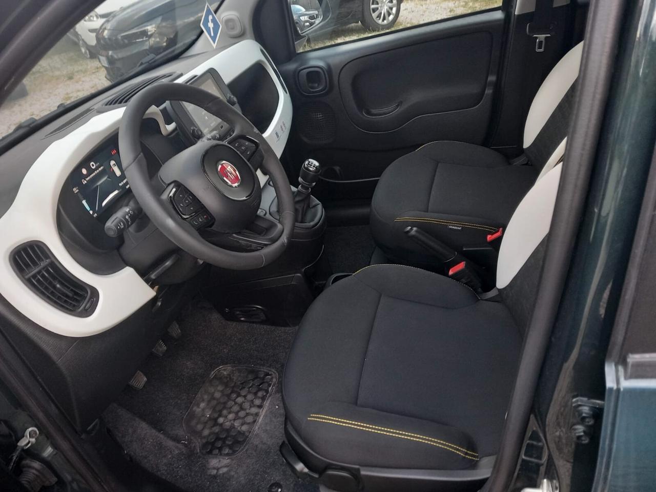 Fiat Panda 1.0 BENZINA IBRIDA ANNO 2025 PANDINA