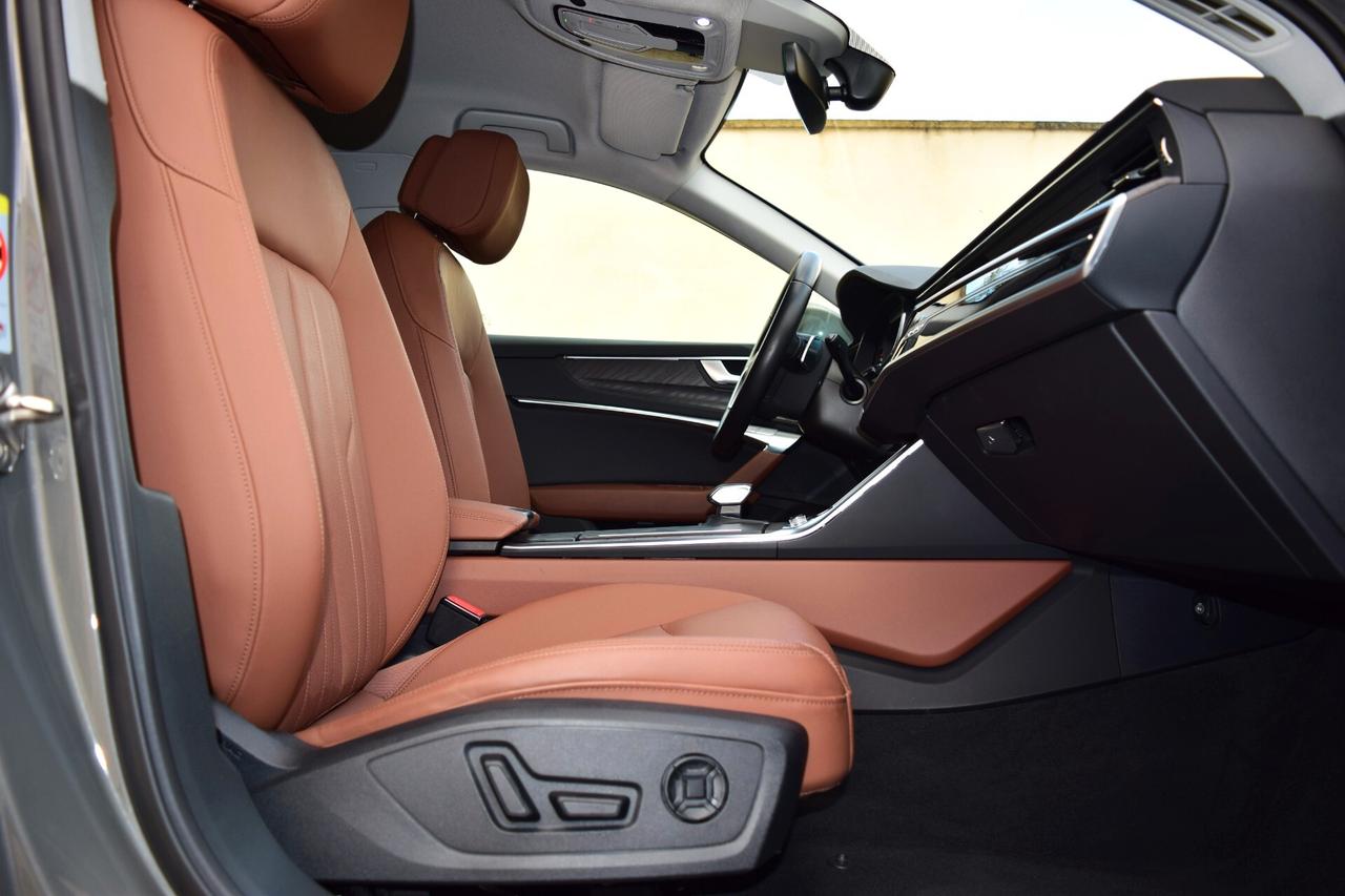 Audi A6 Avant 40 2.0 Tdi quattro S tronic Business Plus