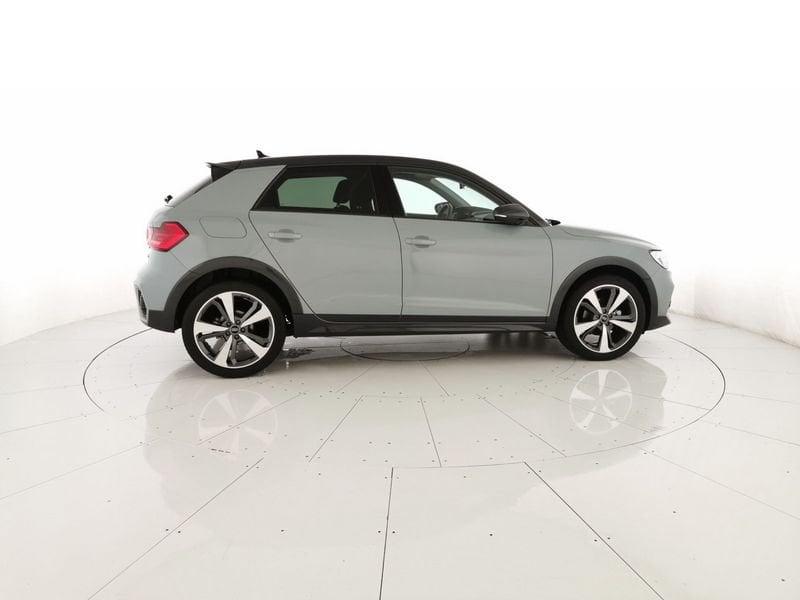 Audi A1 allstreet 30 1.0 tfsi Identity Contrast 116cv s tronic