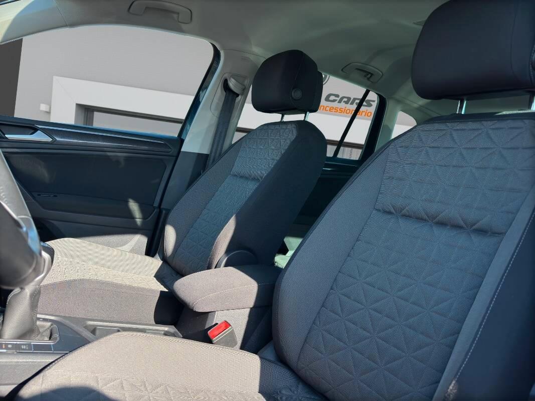 Volkswagen Tiguan 1.5 tsi Life 130cv CON TELECAMERA E CARPLAY